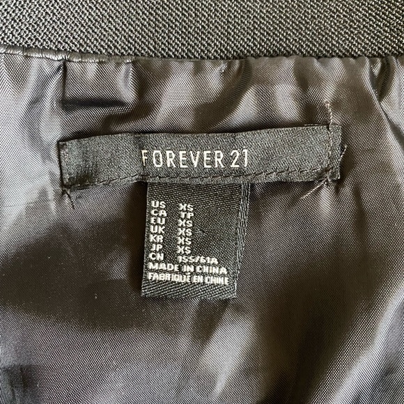 Forever 21 - Faux Leather Mini Skirt - Picture 5 of 6